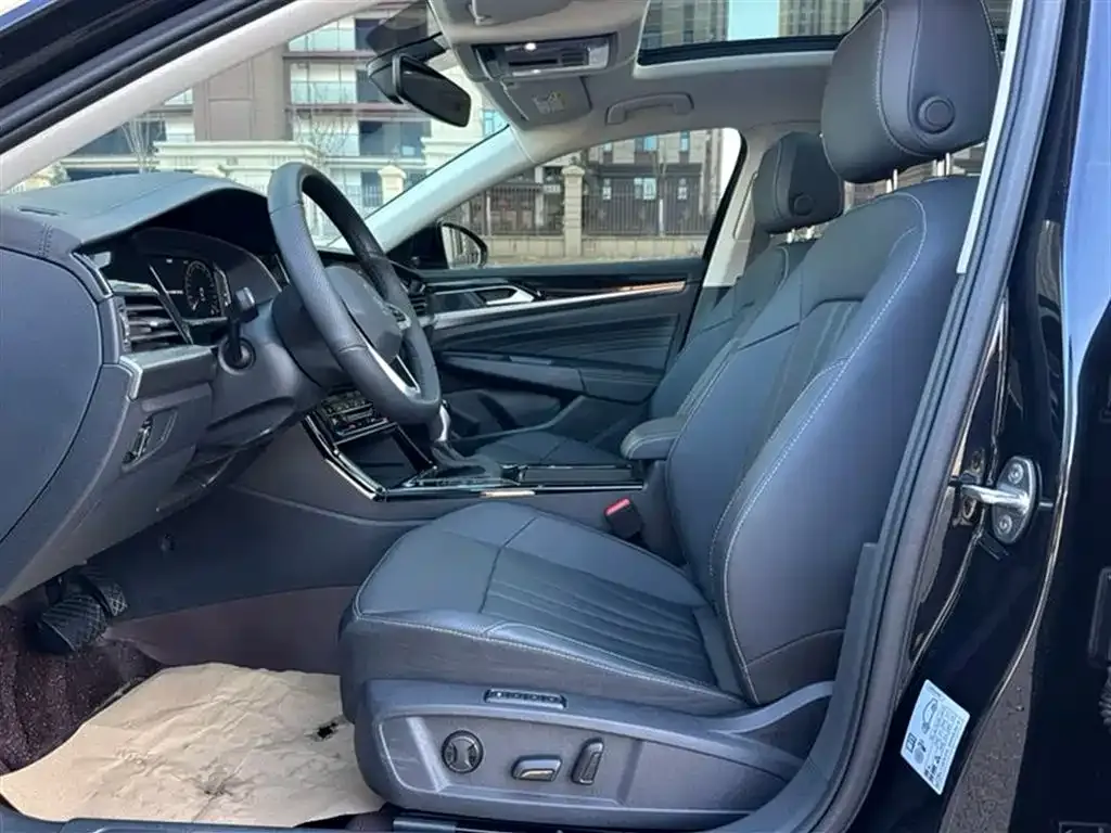 Volkswagen Passat — фото 8