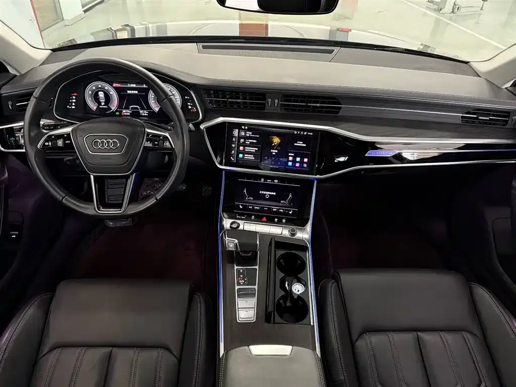 Audi A6L 2023 из CN, фото 5