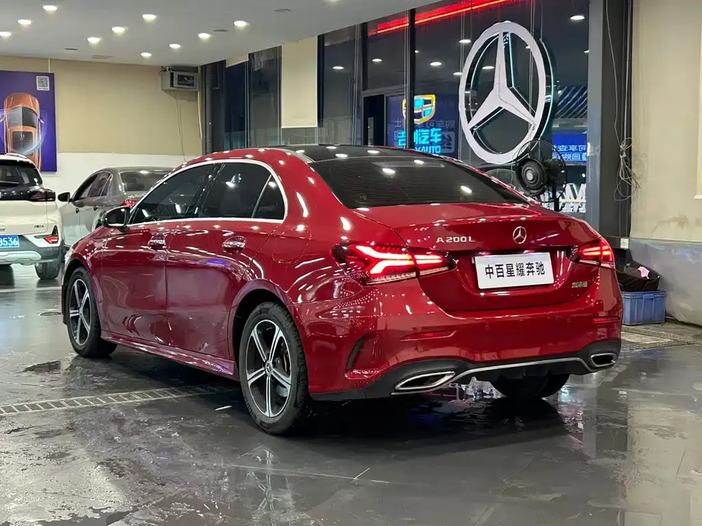 Mercedes-Benz A-Class — фото 8