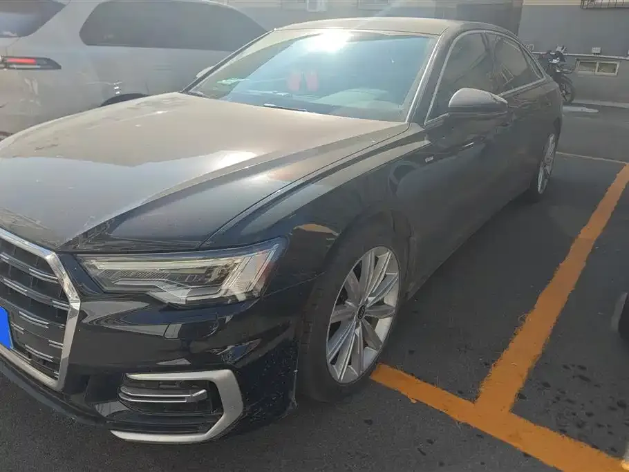 Audi A6L 2023 из CN, фото 1