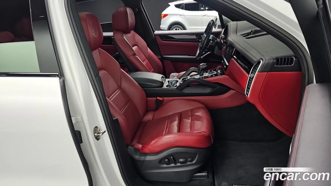 Porsche Cayenne 2022 из KR, фото 7
