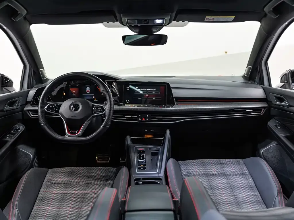 Volkswagen Golf GTI 2023 из CN, фото 3