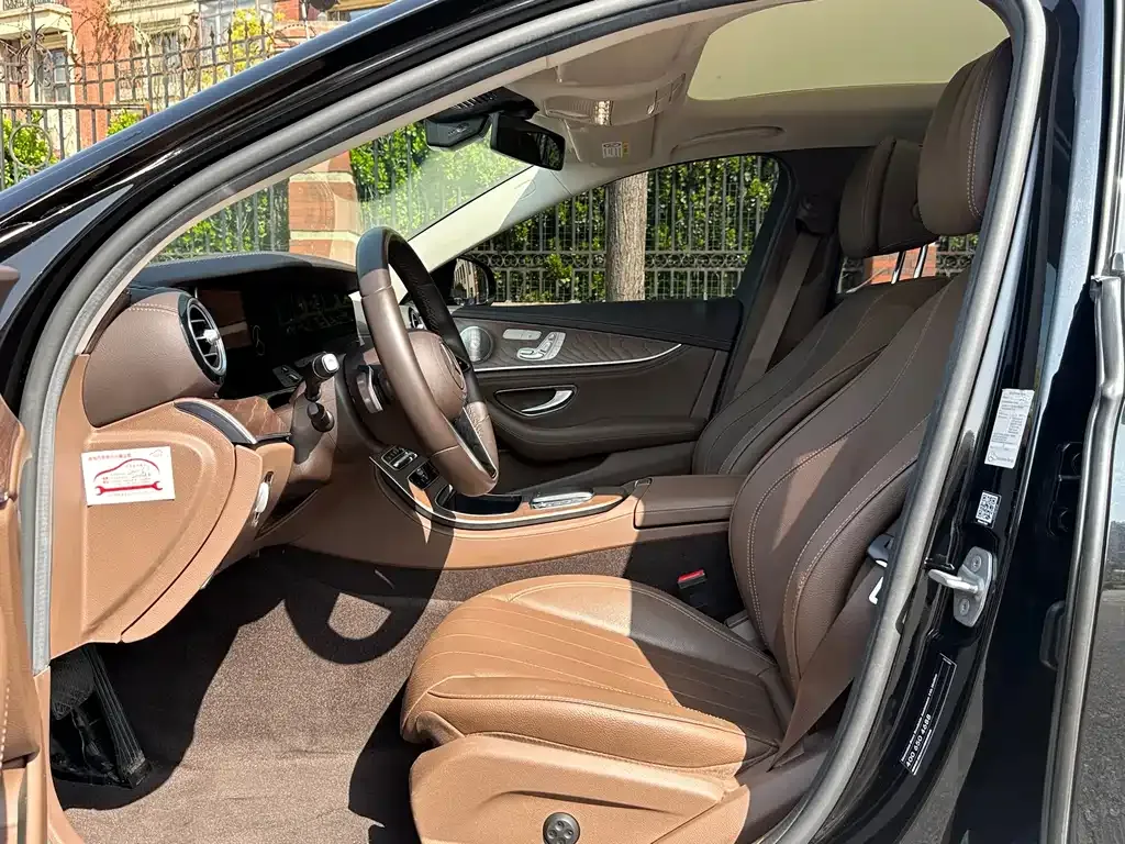 Mercedes-Benz E-Class 2021 из CN, фото 3