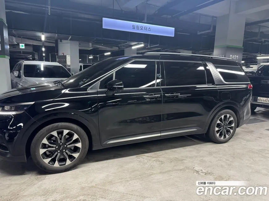 Kia Carnival — фото 10