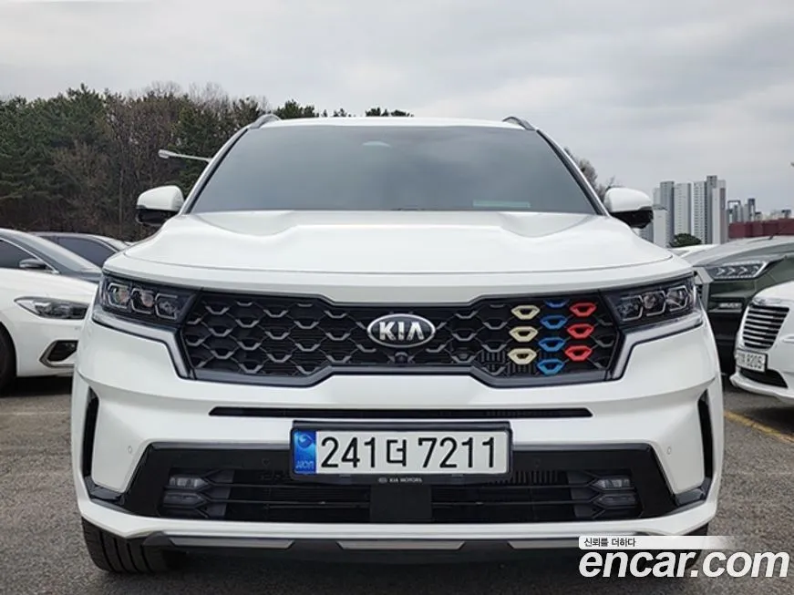 Kia Sorento — фото 6