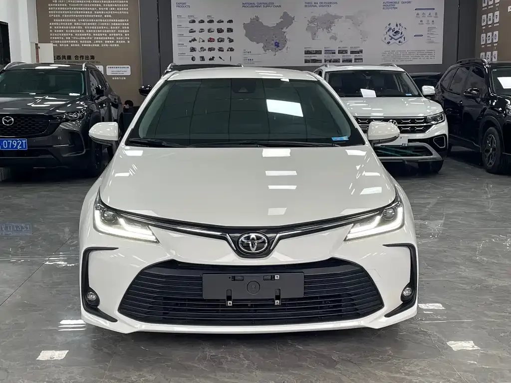 Toyota Corolla 2022 из CN, фото 2