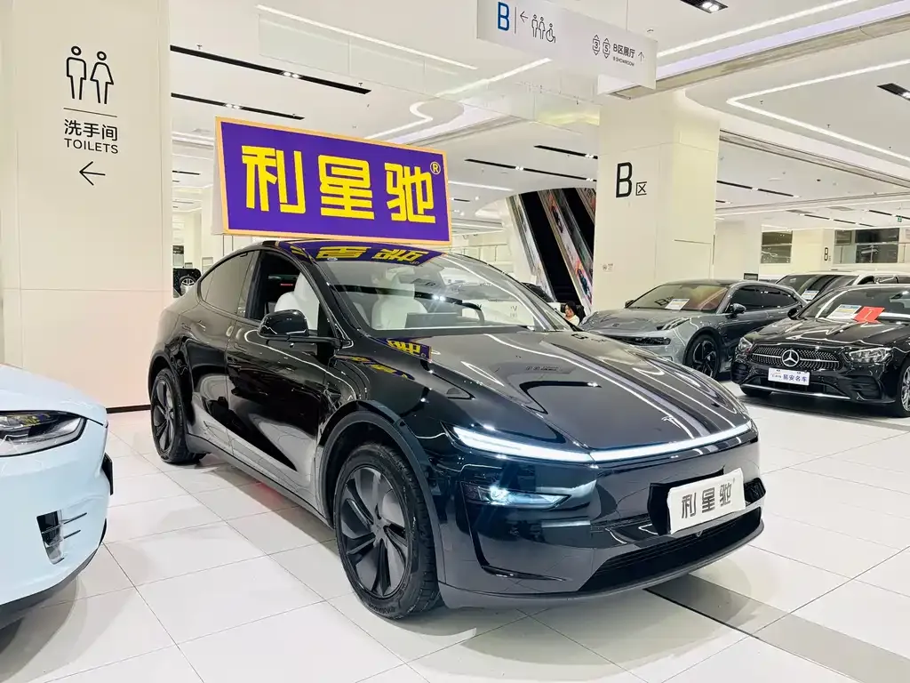 Tesla Model Y 2026 из CN, фото 6