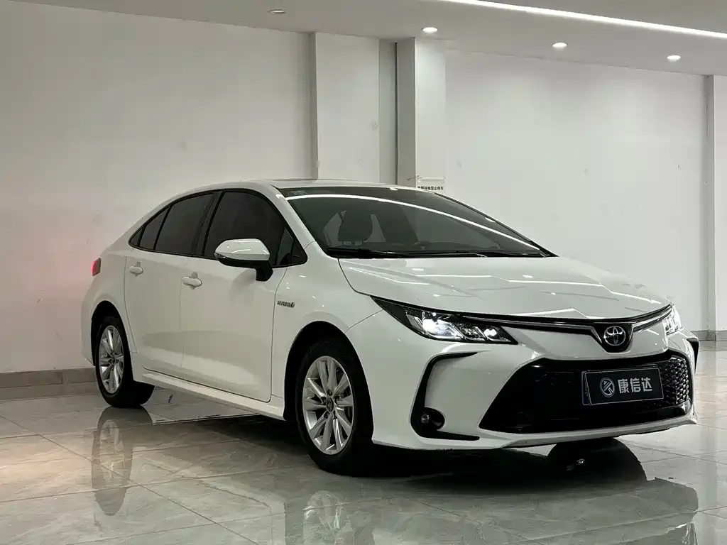 Toyota Corolla 2024 из CN, фото 4