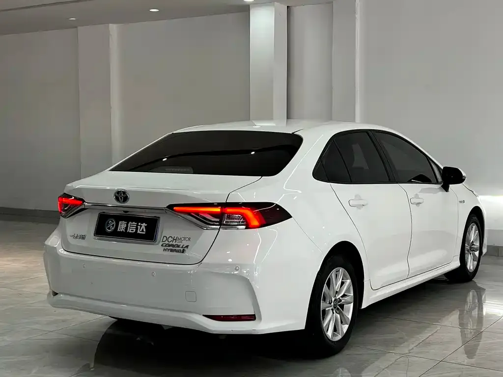 Toyota Corolla 2024 из CN, фото 3
