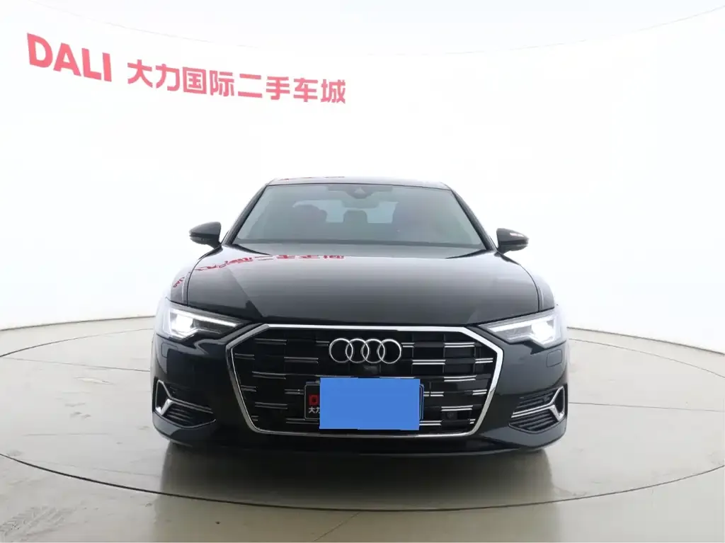 Audi A6L 2023 из CN, фото 2