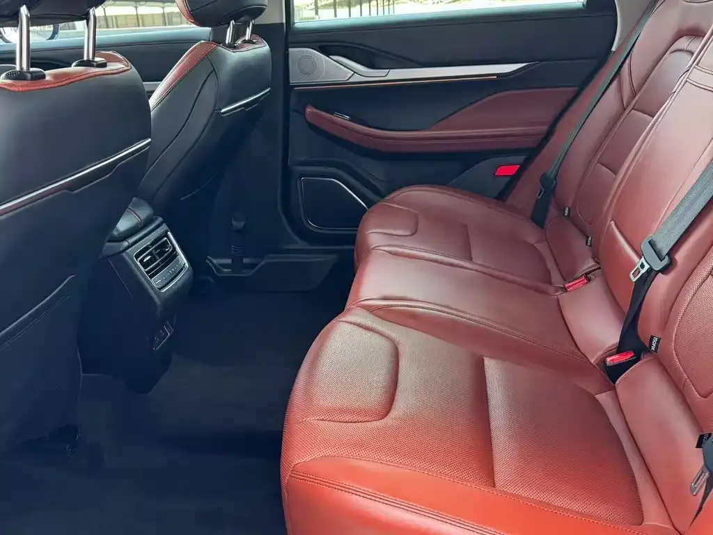 Lincoln Z 2023 из CN, фото 6