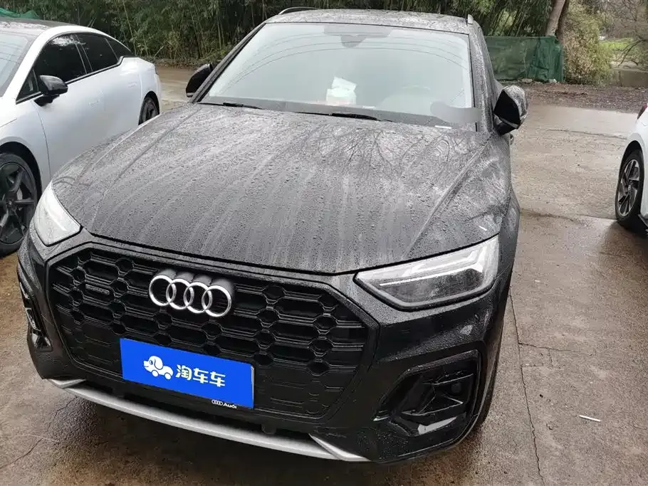Audi Q5L 2022 из CN, фото 1