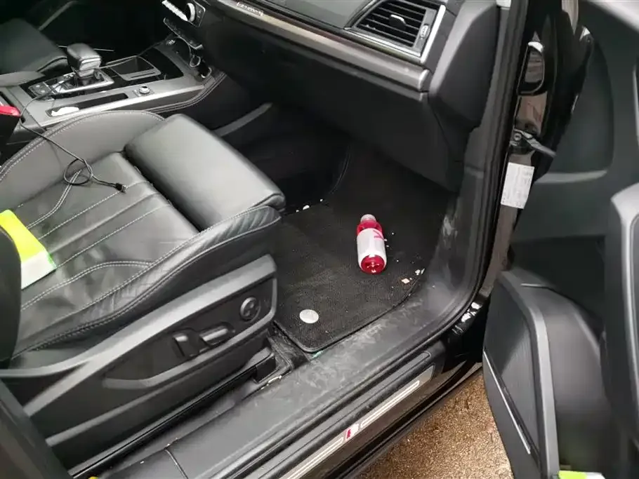 Audi Q5L 2022 из CN, фото 7