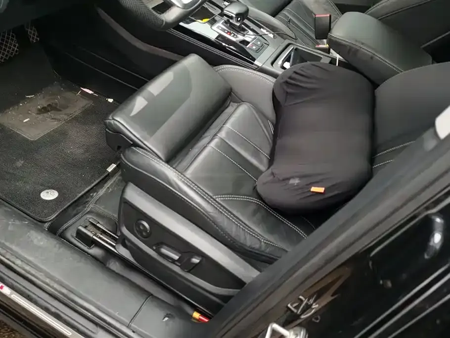Audi Q5L 2022 из CN, фото 4
