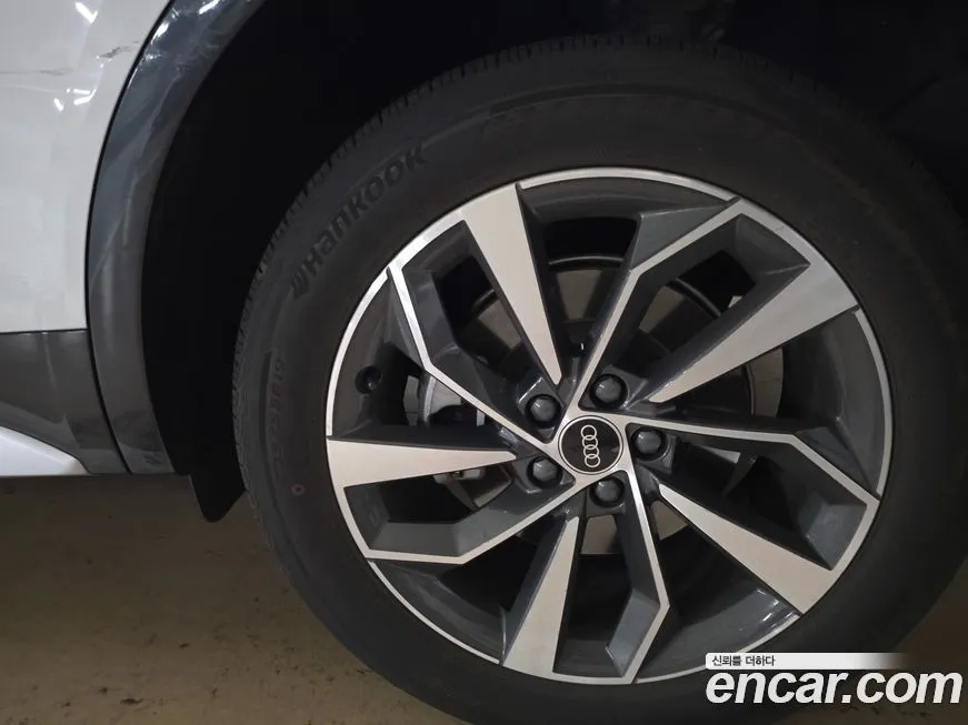 Audi Q5 2021 из KR, фото 7