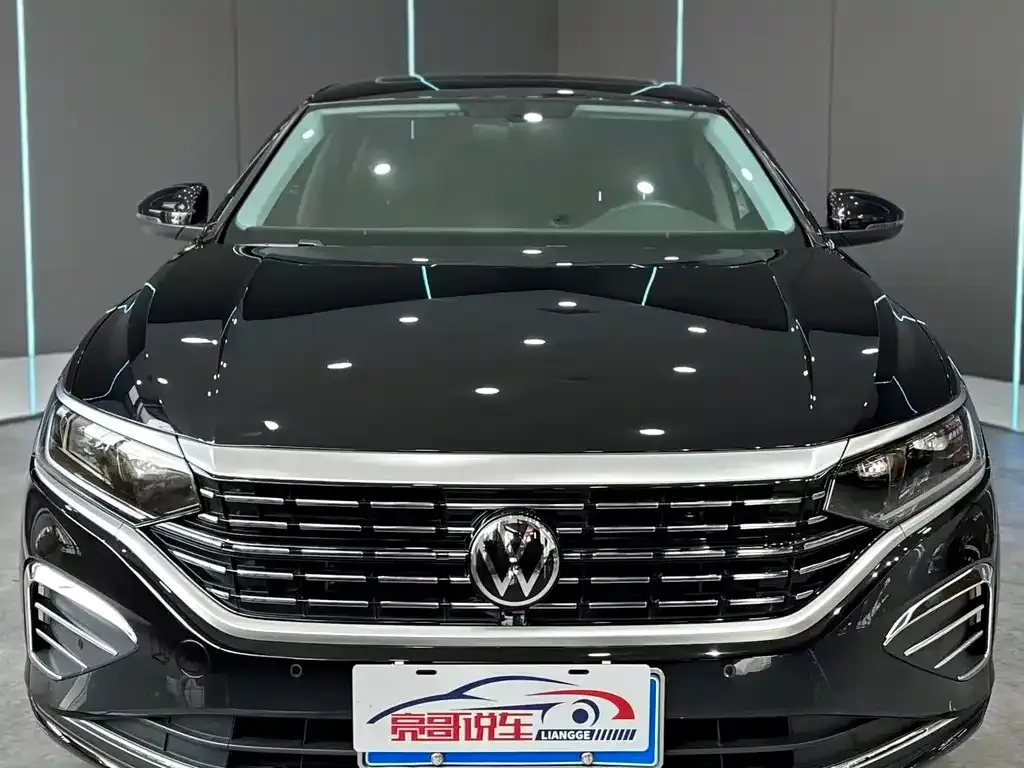 Volkswagen Passat — фото 9