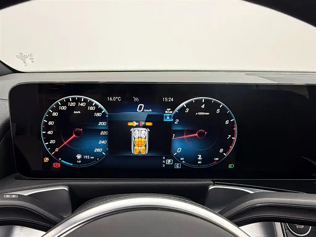 Mercedes-Benz GLB 2023 из CN, фото 2