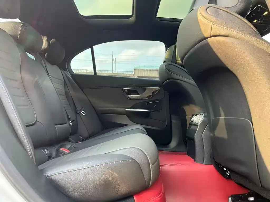 Mercedes-Benz C-Class 2023 из CN, фото 2