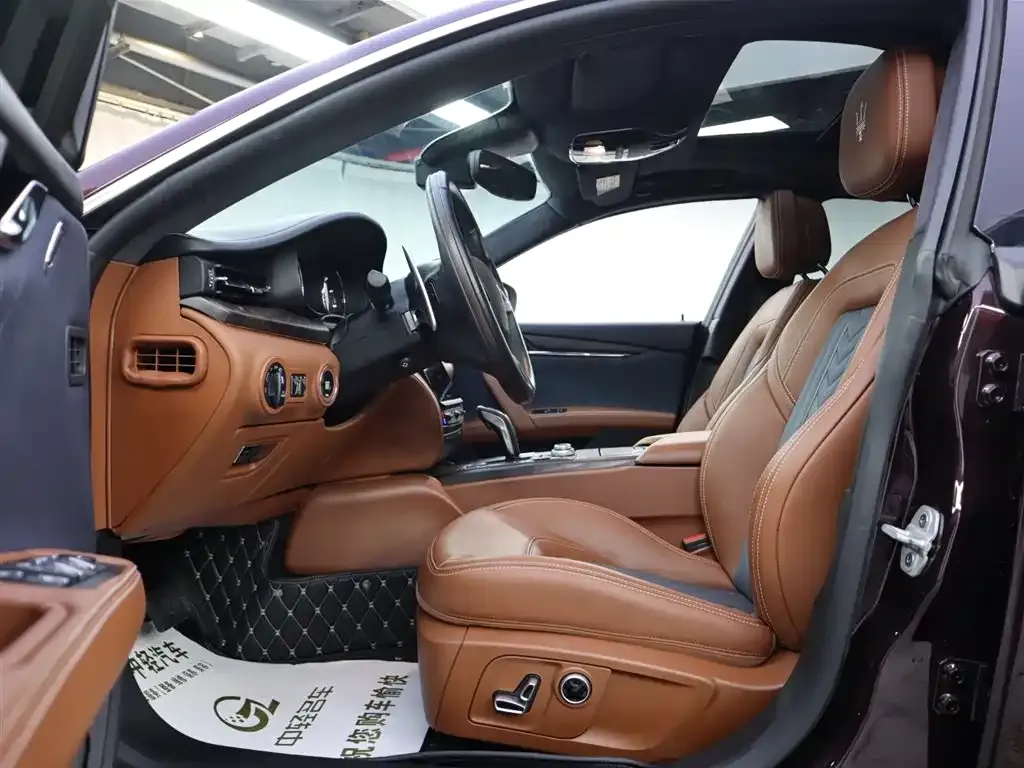 Maserati Quattroporte 2021 из CN, фото 4