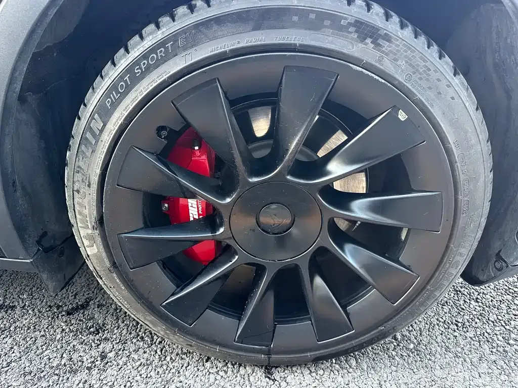 Tesla Model Y 2024 из CN, фото 7
