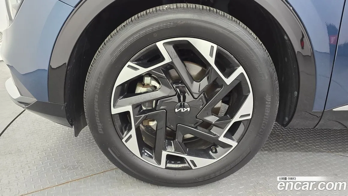 Kia Sportage — фото 10