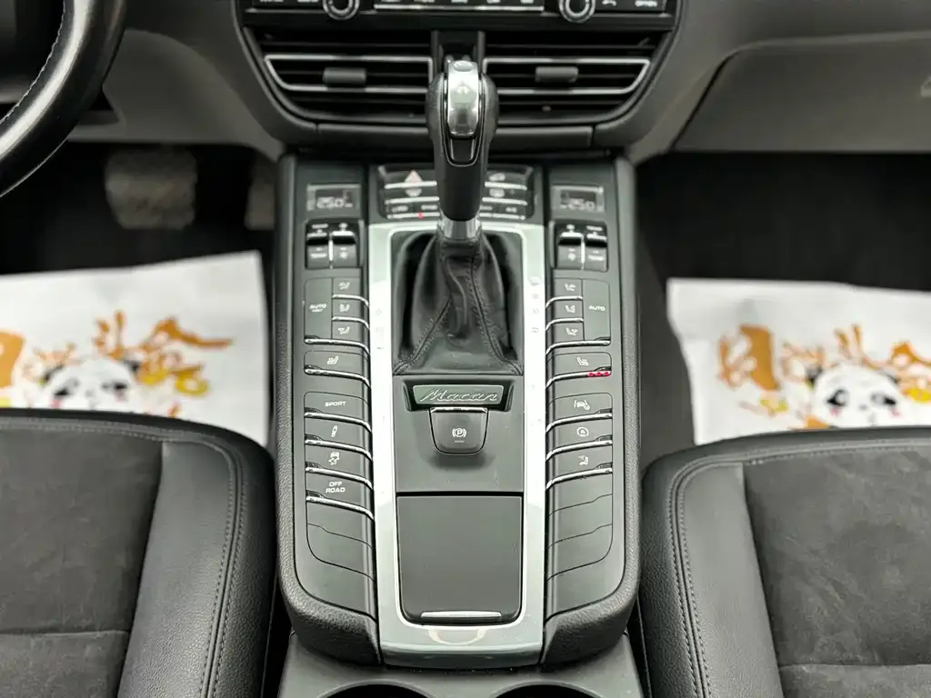 Porsche Macan 2021 из CN, фото 3