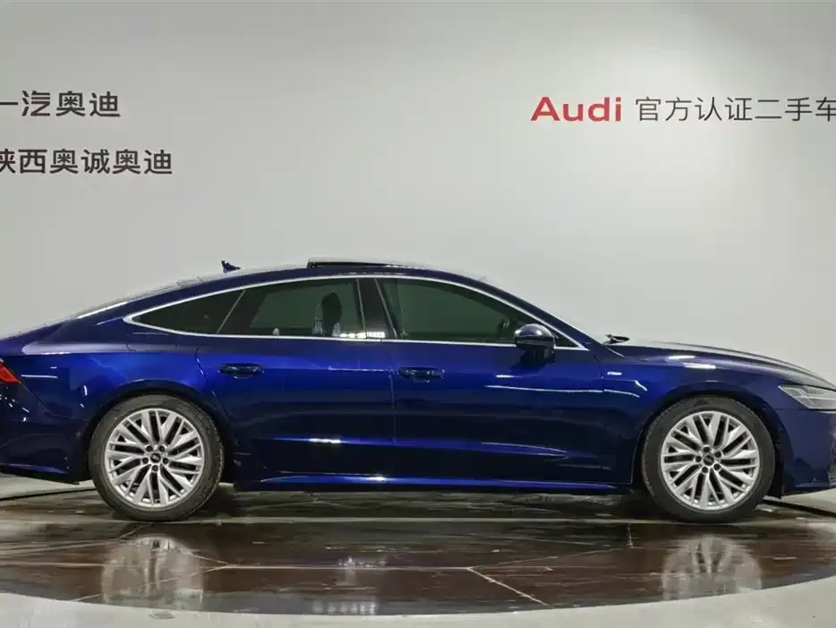 Audi A7 2021 из CN, фото 4
