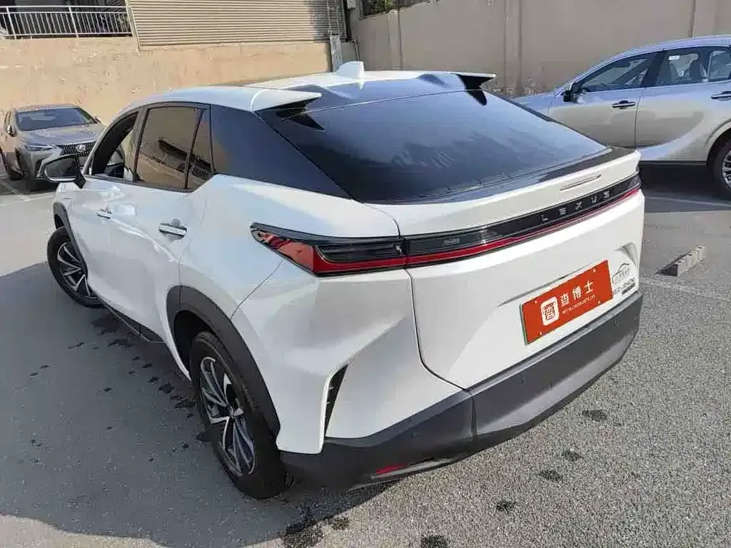 Lexus RZ 2023 из CN, фото 4