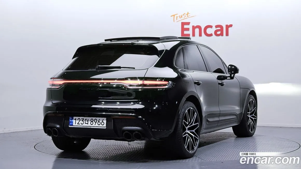 Porsche Macan 2023 из KR, фото 7