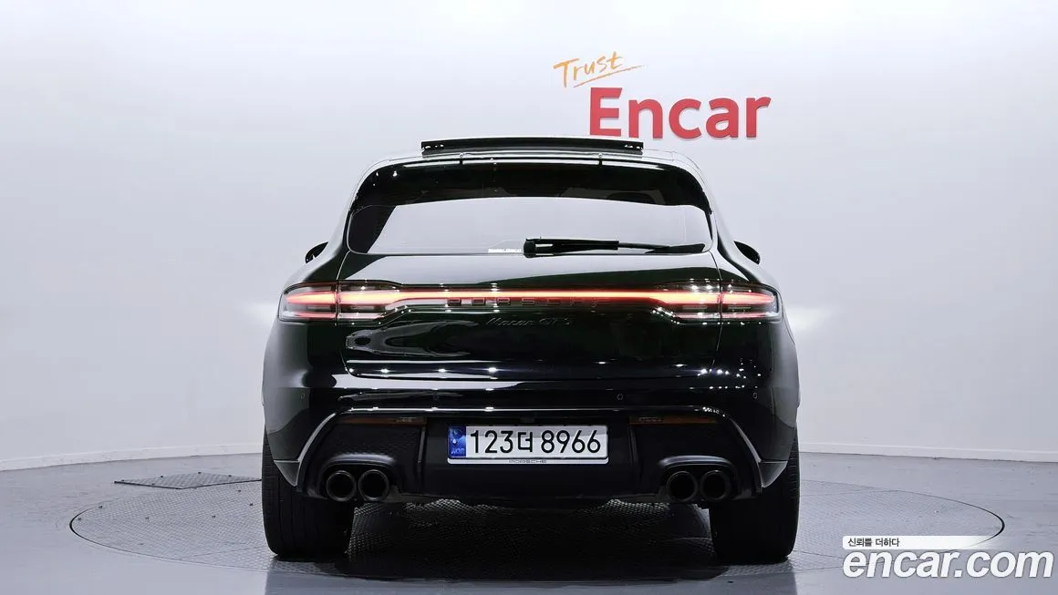 Porsche Macan 2023 из KR, фото 3