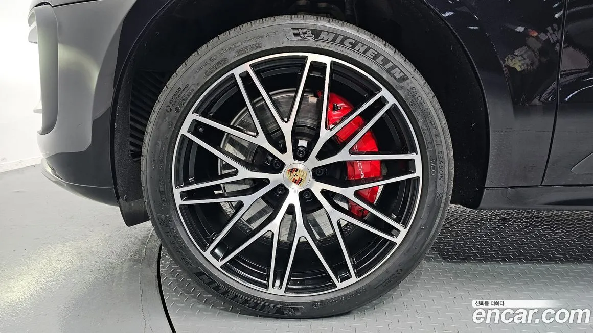 Porsche Macan 2023 из KR, фото 5
