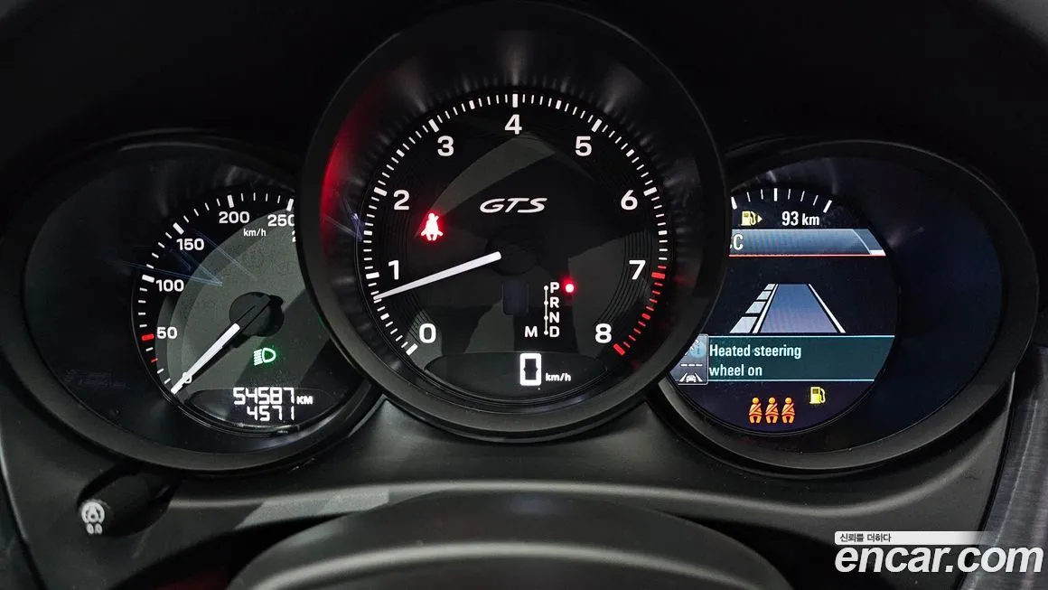 Porsche Macan 2023 из KR, фото 4