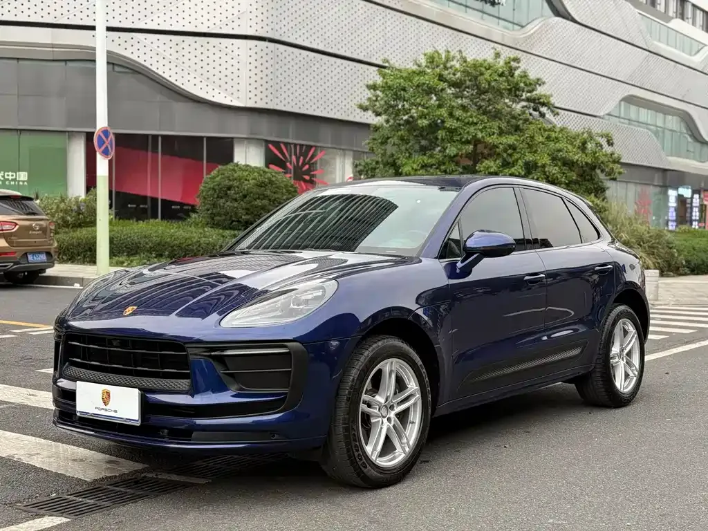 Porsche Macan — фото 1