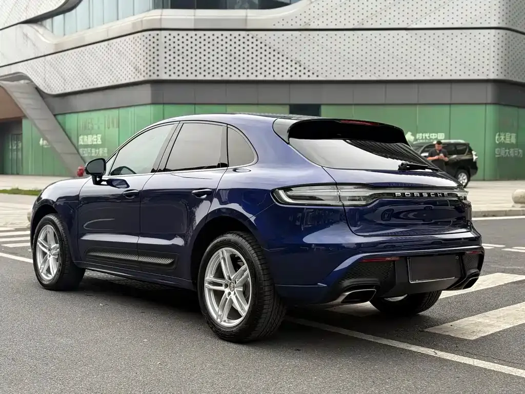 Porsche Macan — фото 7