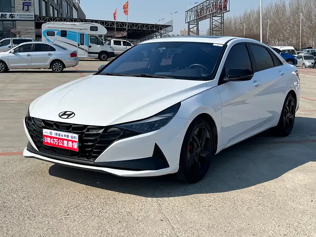 Hyundai Elantra 2022 из CN, фото 1