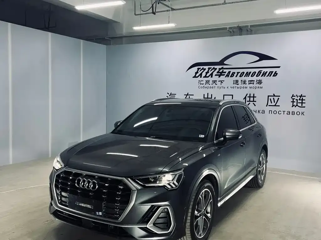Audi Q3 — фото 1
