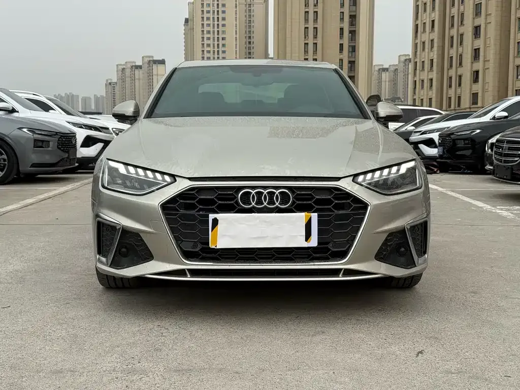 Audi A4L 2024 из CN, фото 8