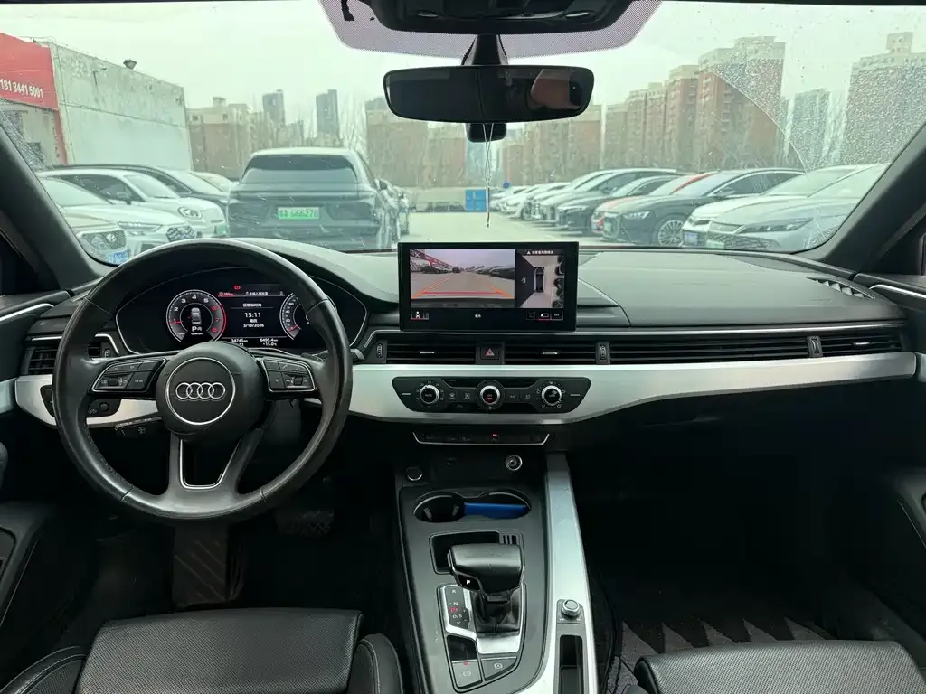 Audi A4L 2024 из CN, фото 4