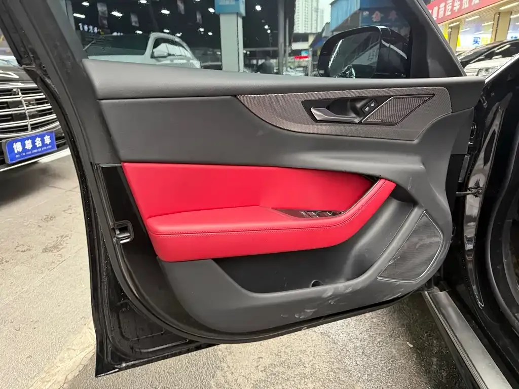 Jaguar XEL 2024 из CN, фото 3