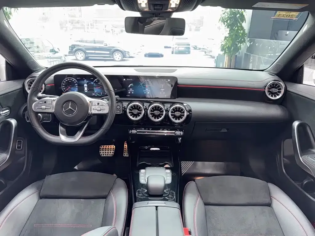 Mercedes-Benz CLA (Import) — фото 8
