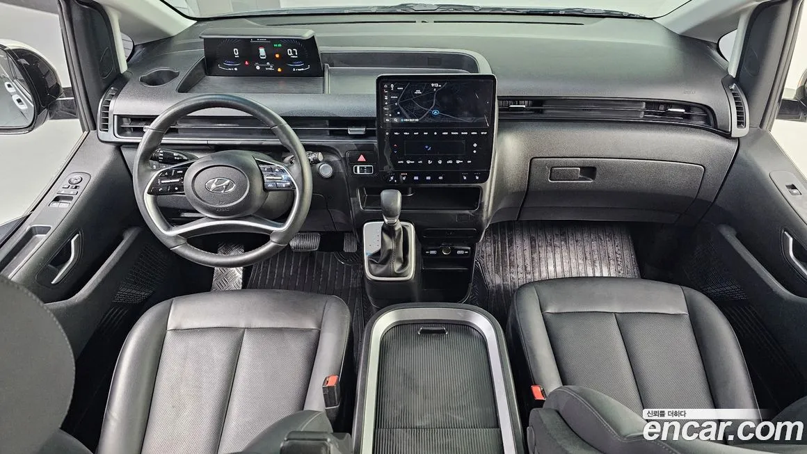 Hyundai Staria — фото 2