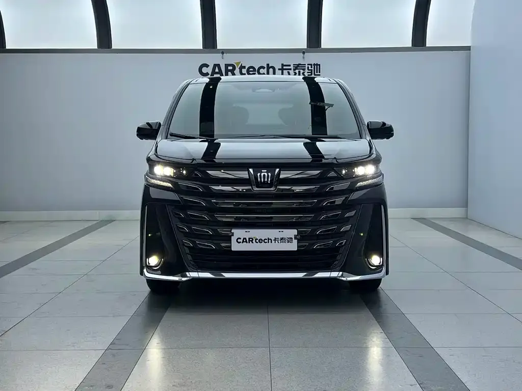 Toyota Vellfire — фото 5