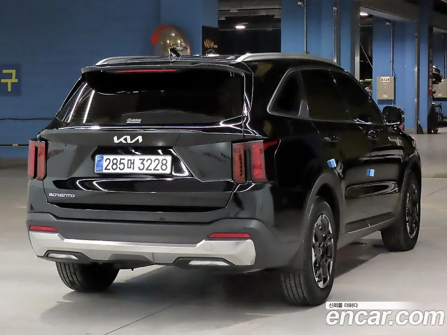 Kia Sorento — фото 5