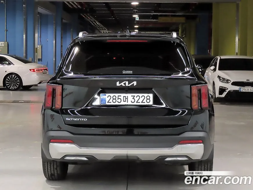 Kia Sorento — фото 6