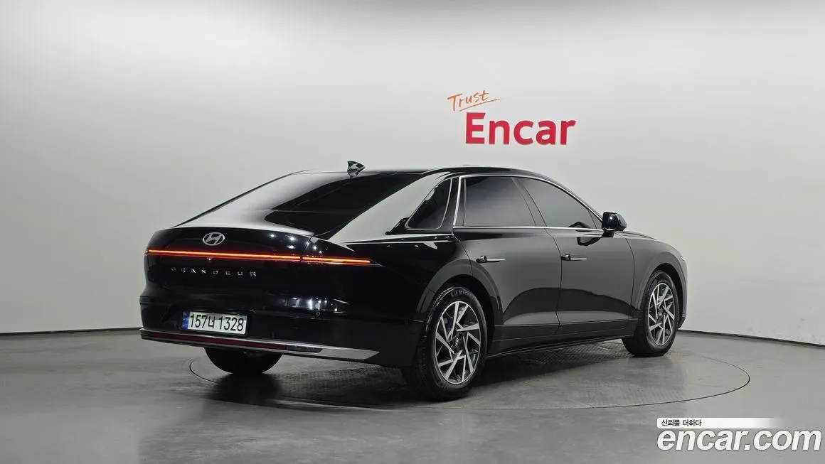 Hyundai Grandeur 2023 из KR, фото 4