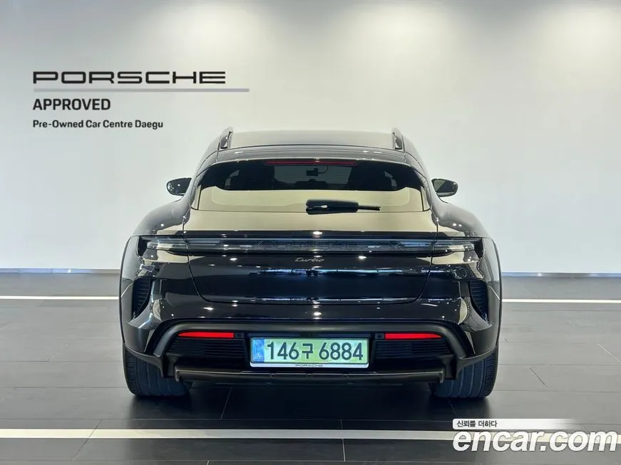 Porsche Taycan 2025 из KR, фото 4