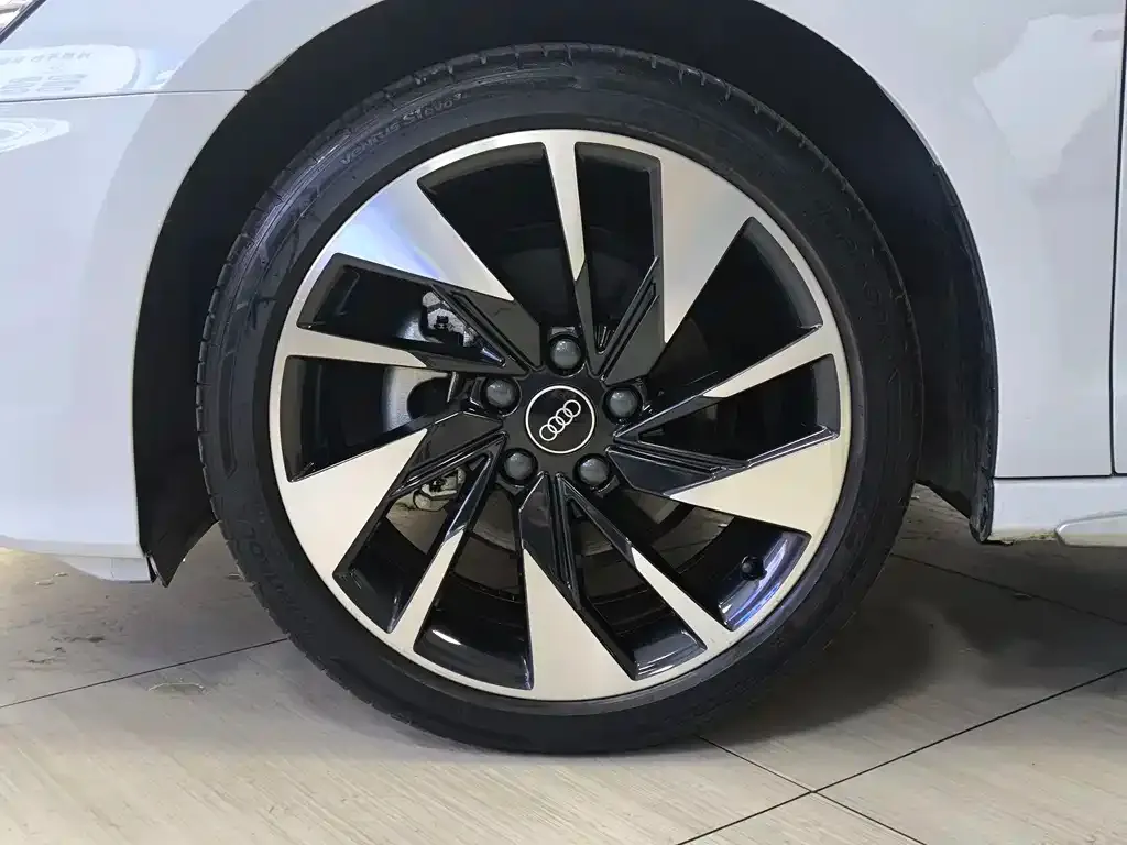 Audi A3 2022 из CN, фото 3