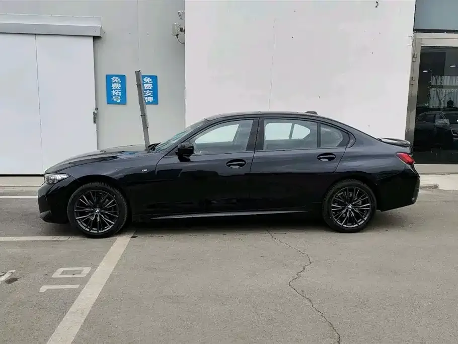 BMW 3 Series 2025 из CN, фото 2
