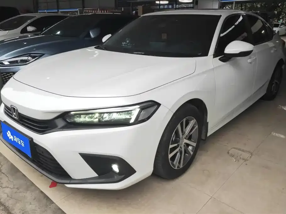 Honda Civic — фото 1