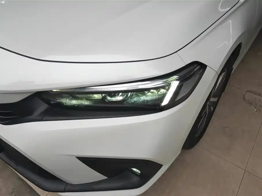 Honda Civic — фото 8